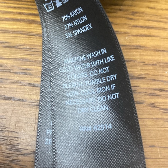 House Of Harlow 1960 Mini Skirt - Picture 3 of 4